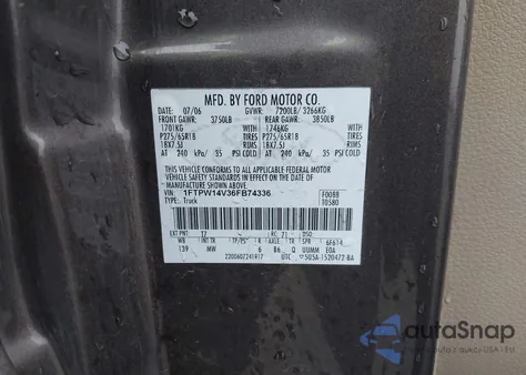 2006 Ford F-150 Fx4/Lariat/Xlt from USA, damaged, VIN 1FTPW14V36FB74336